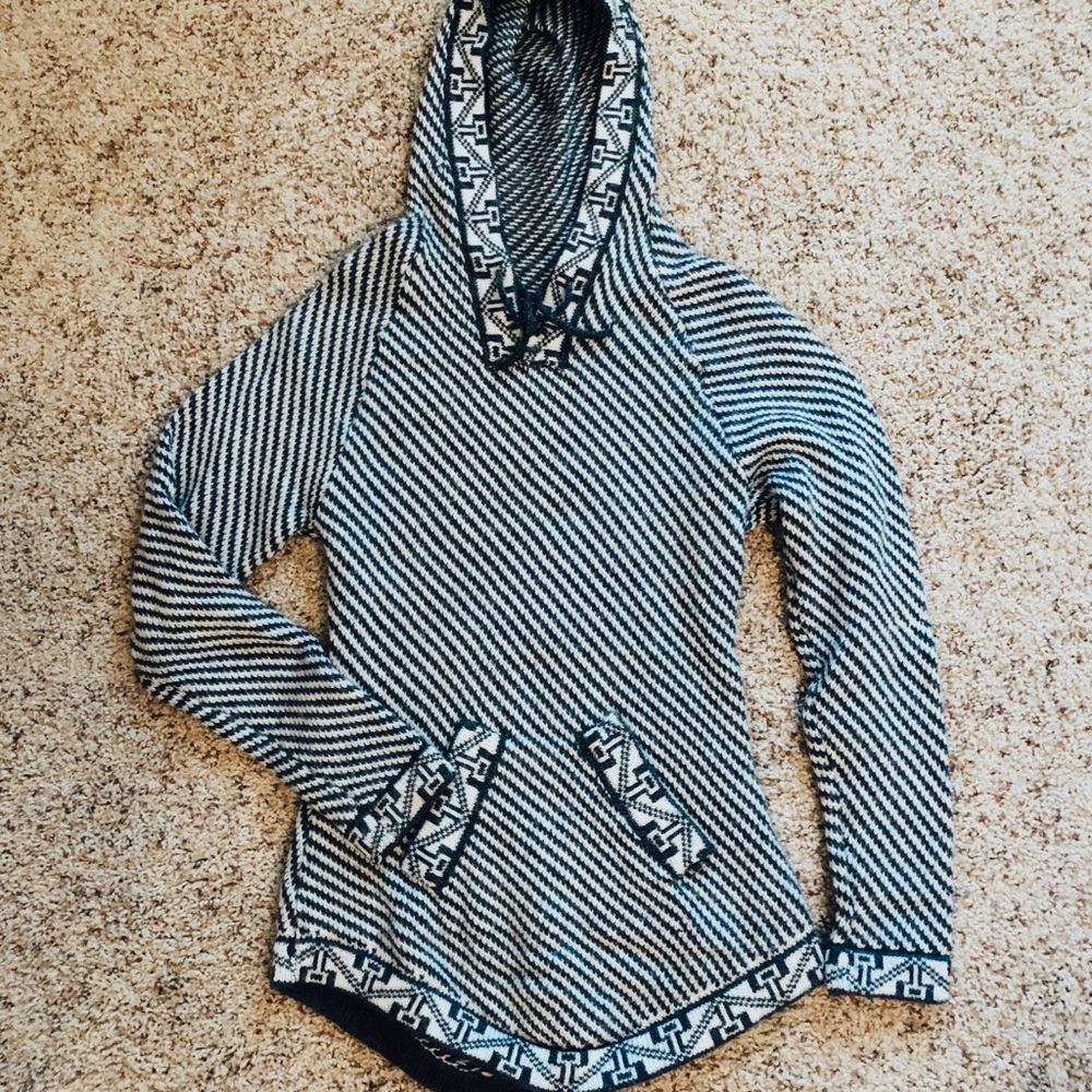 HAND MADE Bolivian Hoodie | worn once | Small